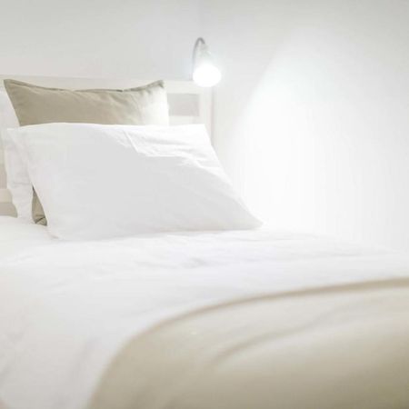 Guestready - Hygge-Style Apartment In Historical Graca Lisbona Esterno foto